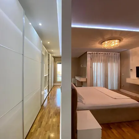 Reina Lejlighed Durrës