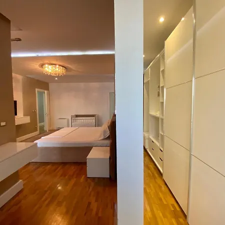 Reina Lejlighed Durrës